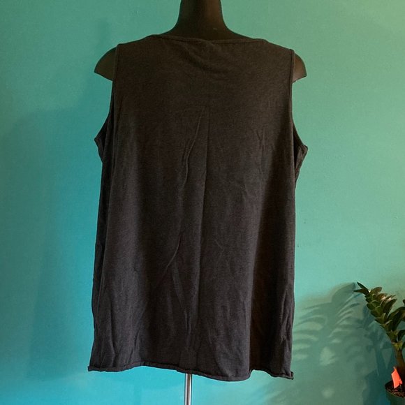 Peachy Tank Top - Picture 2 of 4